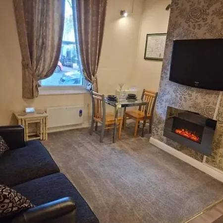 Σπίτι διακοπών Centre, Cute Victorian House. *